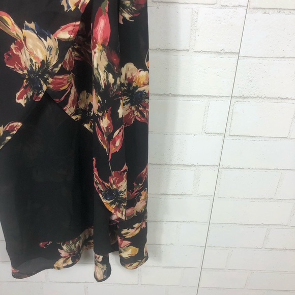 NEW Evereve Allison Joy Felicity Wrap Floral Dress - Picture 4 of 8